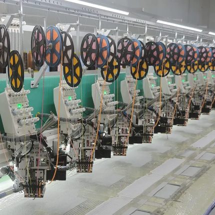 6 Colour sequence Embroidery Machine